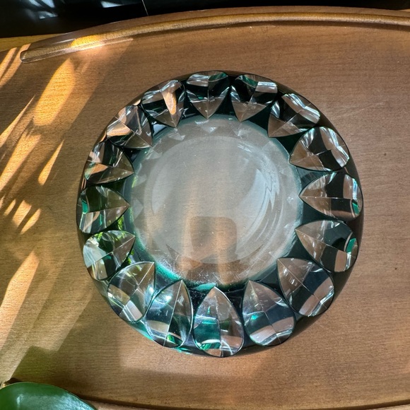 Val St Lambert Emerald Green Cut-to-clear Crystal Ashtray - Picture 6 of 7